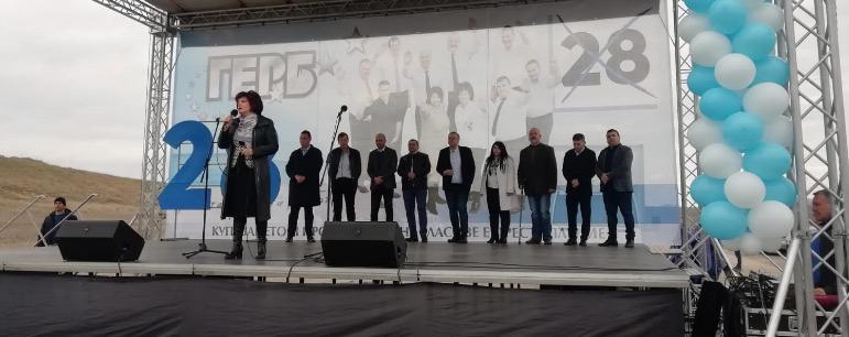 Караянчева в Кърджали: Тръгваме към победа